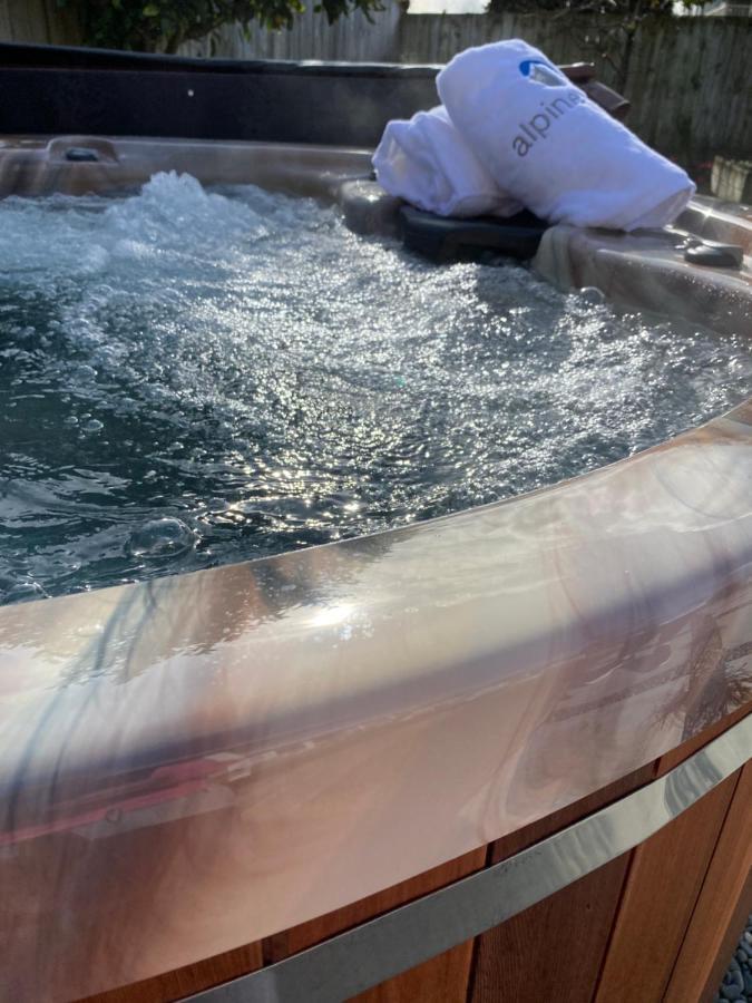 Villa The Great Escape, Luxury Waterfront, Hottub Whitianga Exterior foto