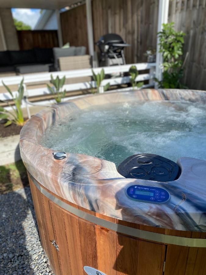 Villa The Great Escape, Luxury Waterfront, Hottub Whitianga Exterior foto